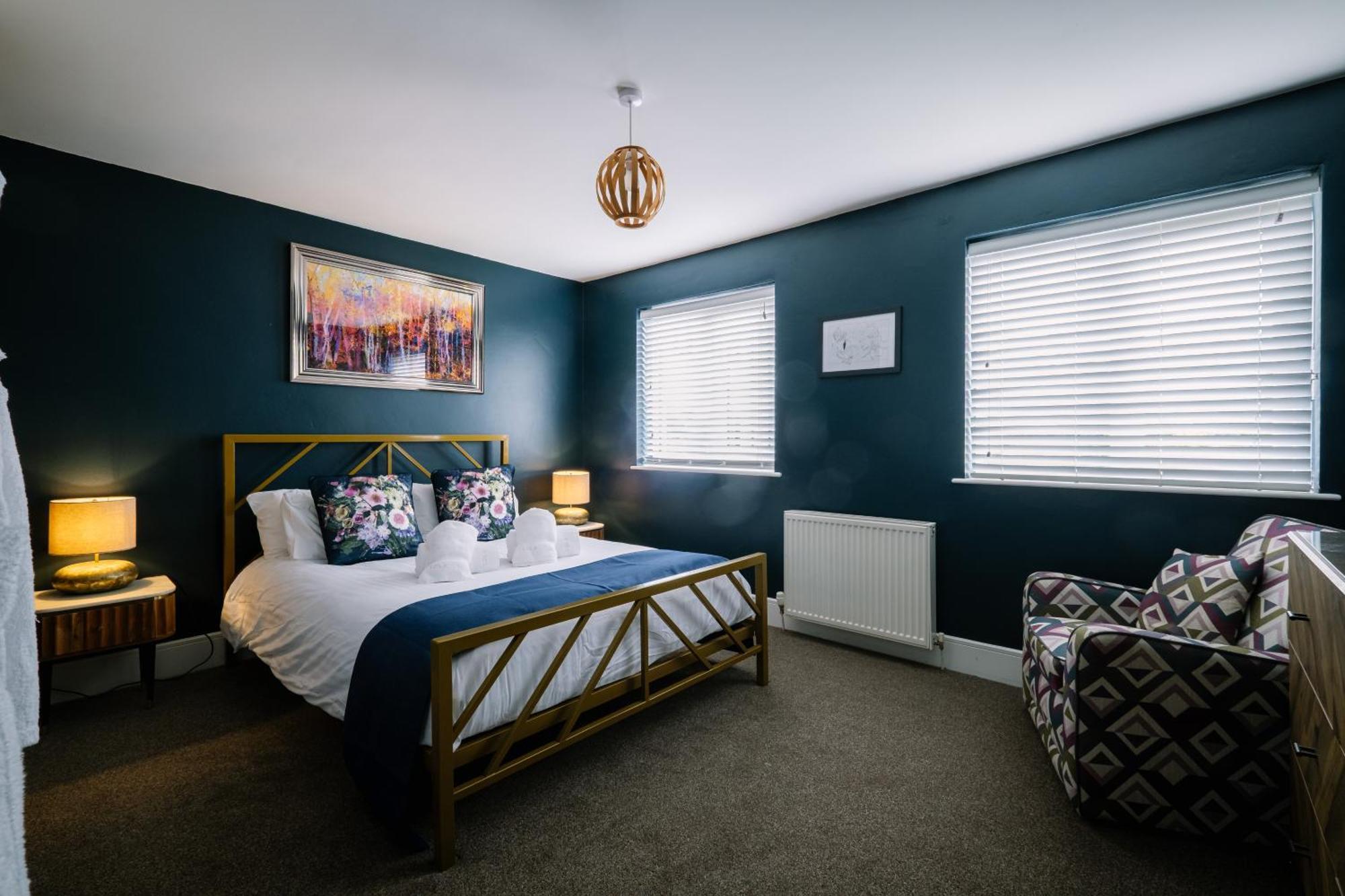 Rockside - Luxury 1 Bedroom Home With Hot Tub, Central Location, Parking And Pet Friendly Windermere Bagian luar foto
