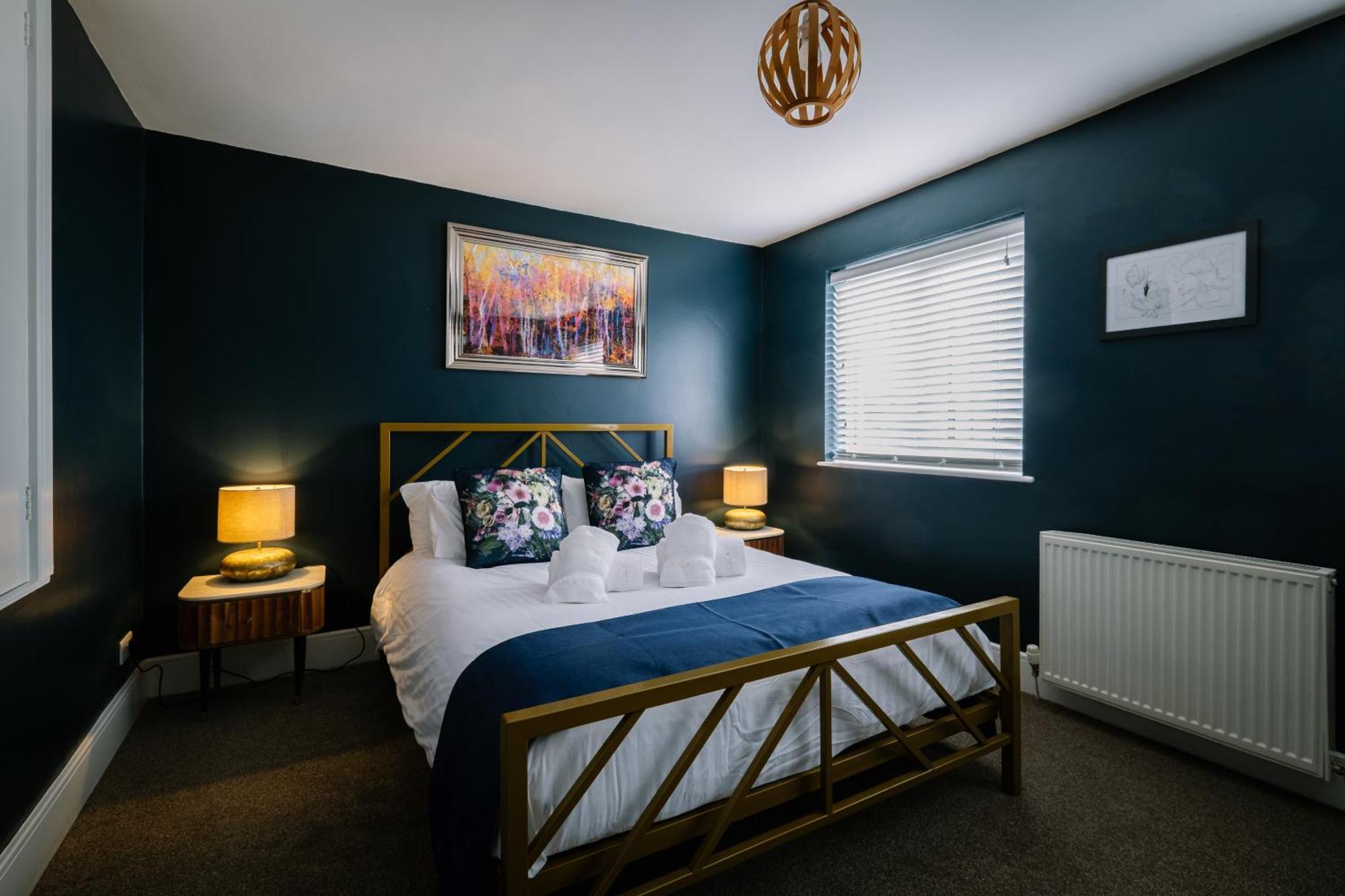 Rockside - Luxury 1 Bedroom Home With Hot Tub, Central Location, Parking And Pet Friendly Windermere Bagian luar foto